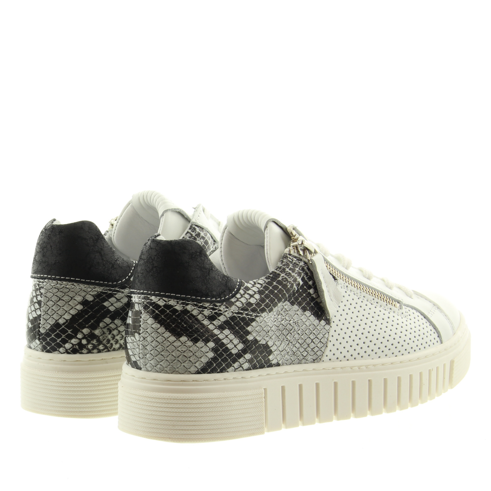 AQA A8867 A11B47 White Gelo