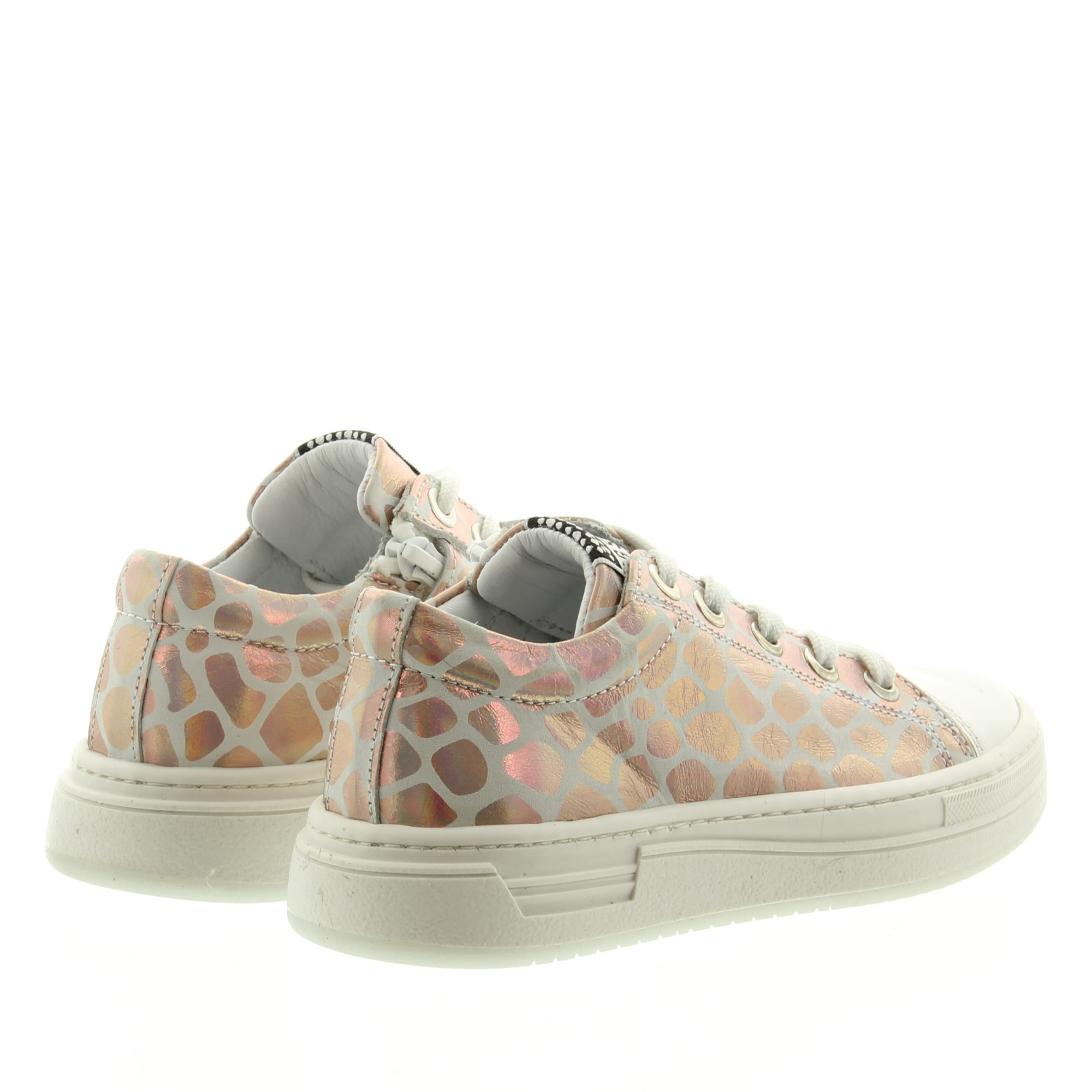 Giga G4516 A11C13 Beyaz Giraf