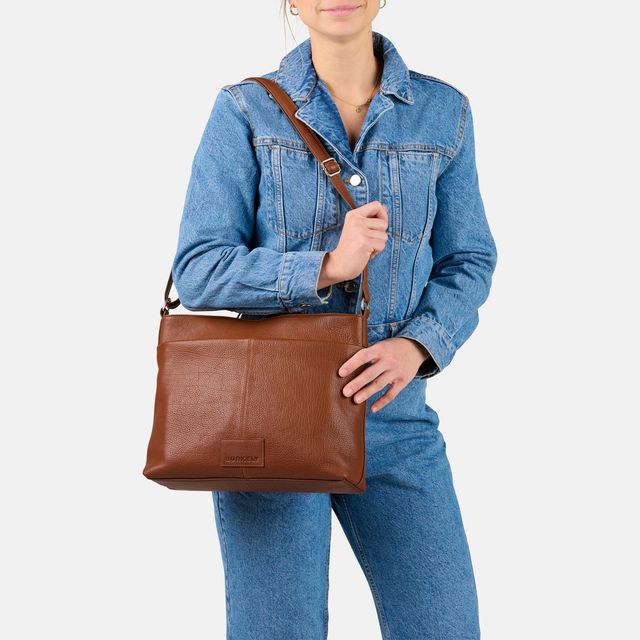 Burkely 1000336 Soft Skylar Crossbody bag 23 Chestnut