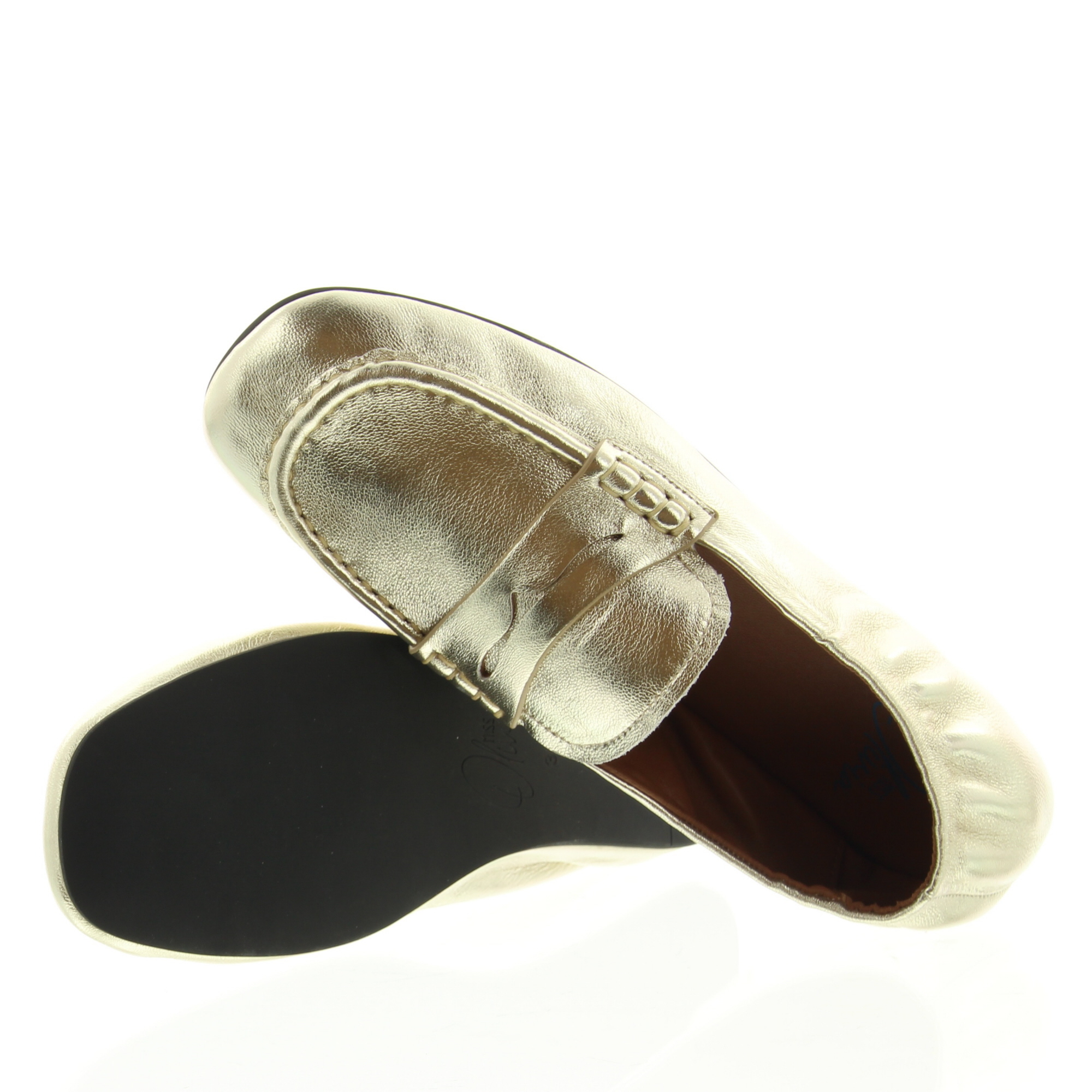 Miss Olivia Ila-A Lt Gold