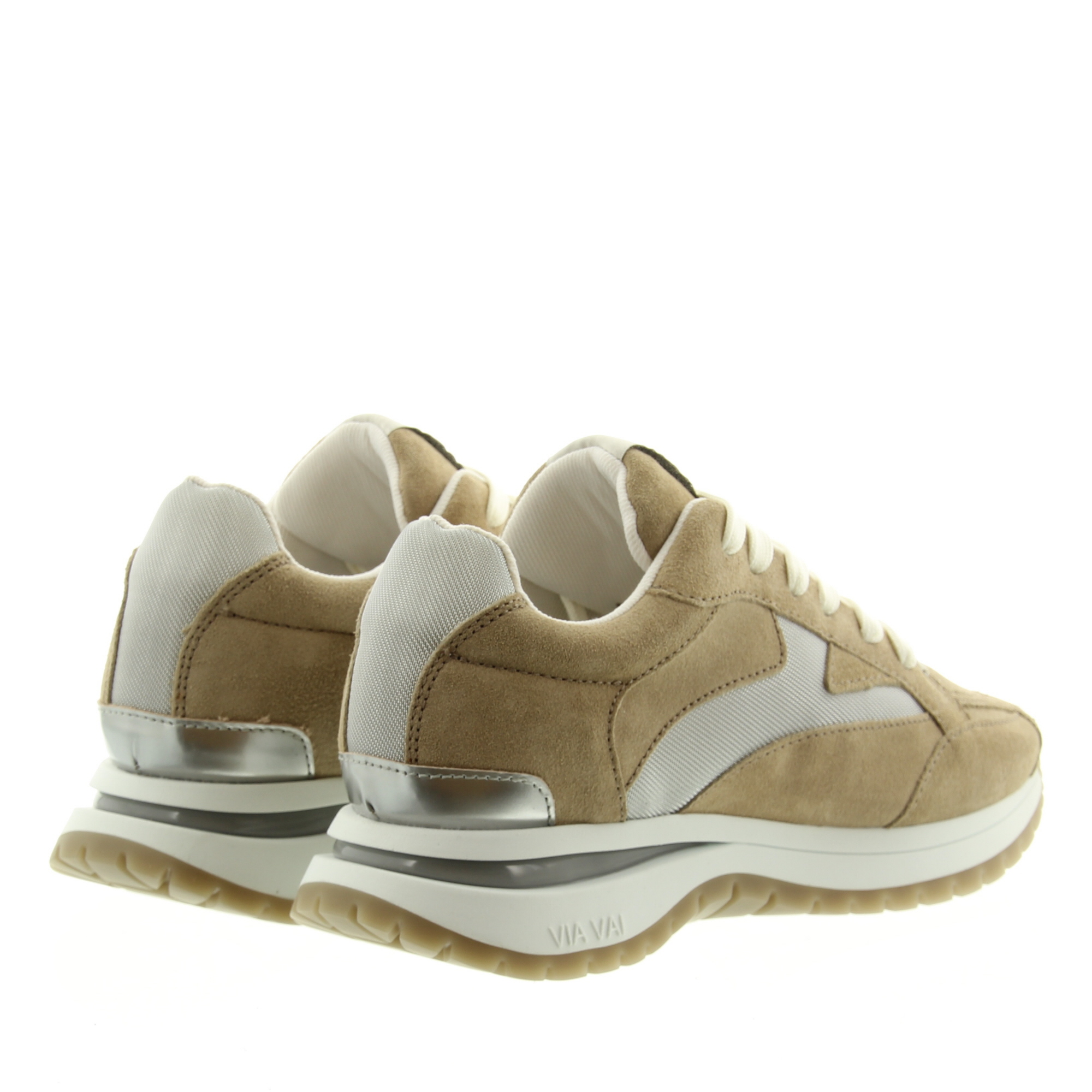 Via Vai 62343 Usher Riggs 01-212 Sierra Noisette