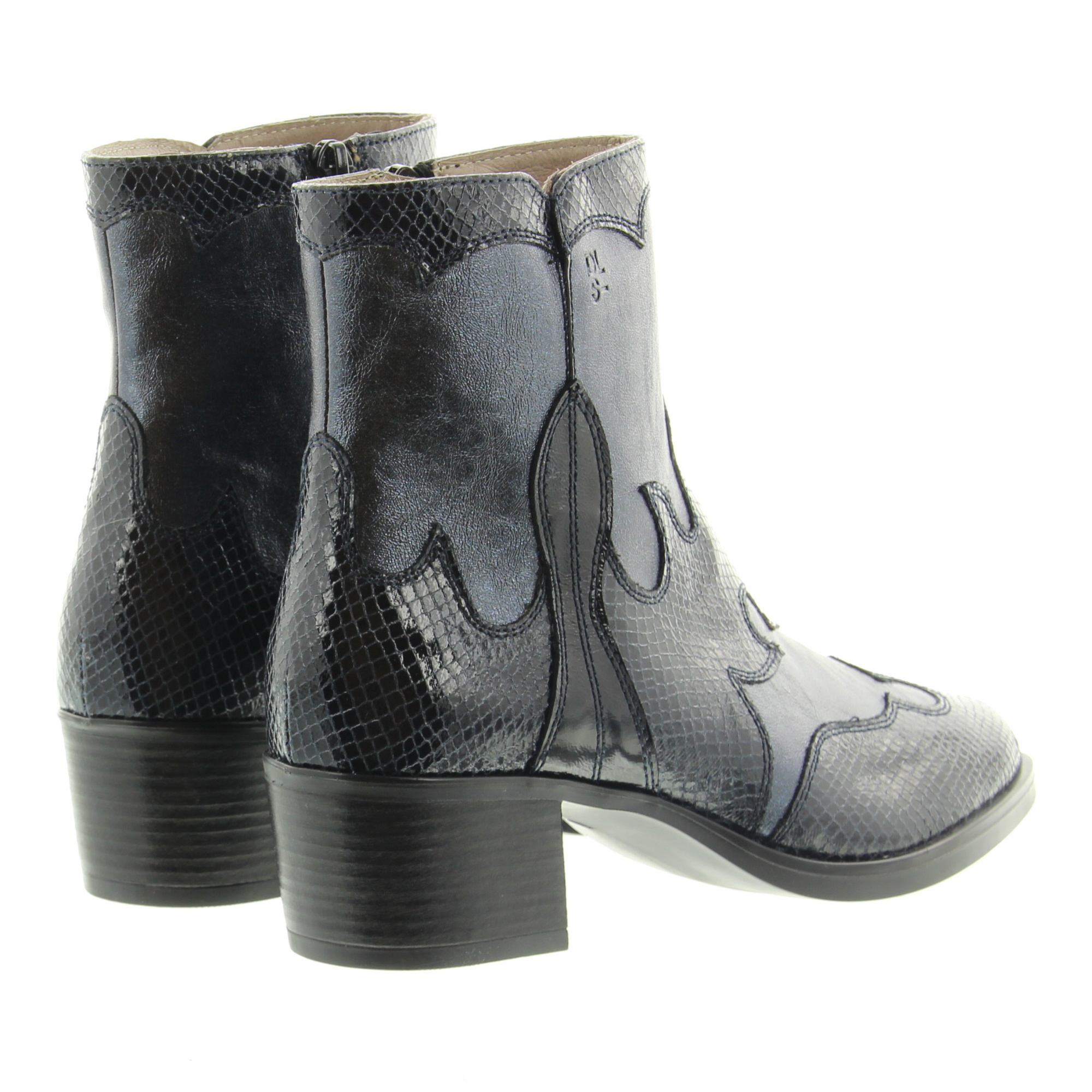 DL Sport 6822 vers 03. Mamba Blu
