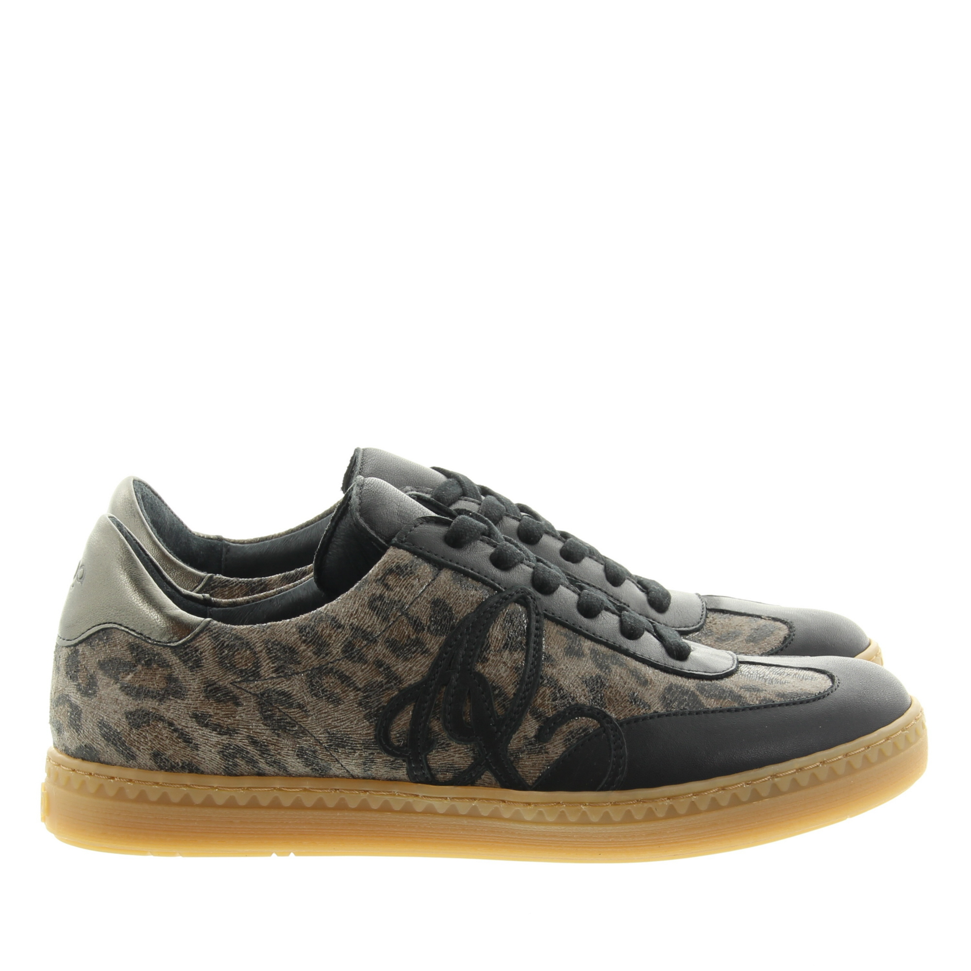 AQA A8776 A36.B67 Black Leopardo Elmwood