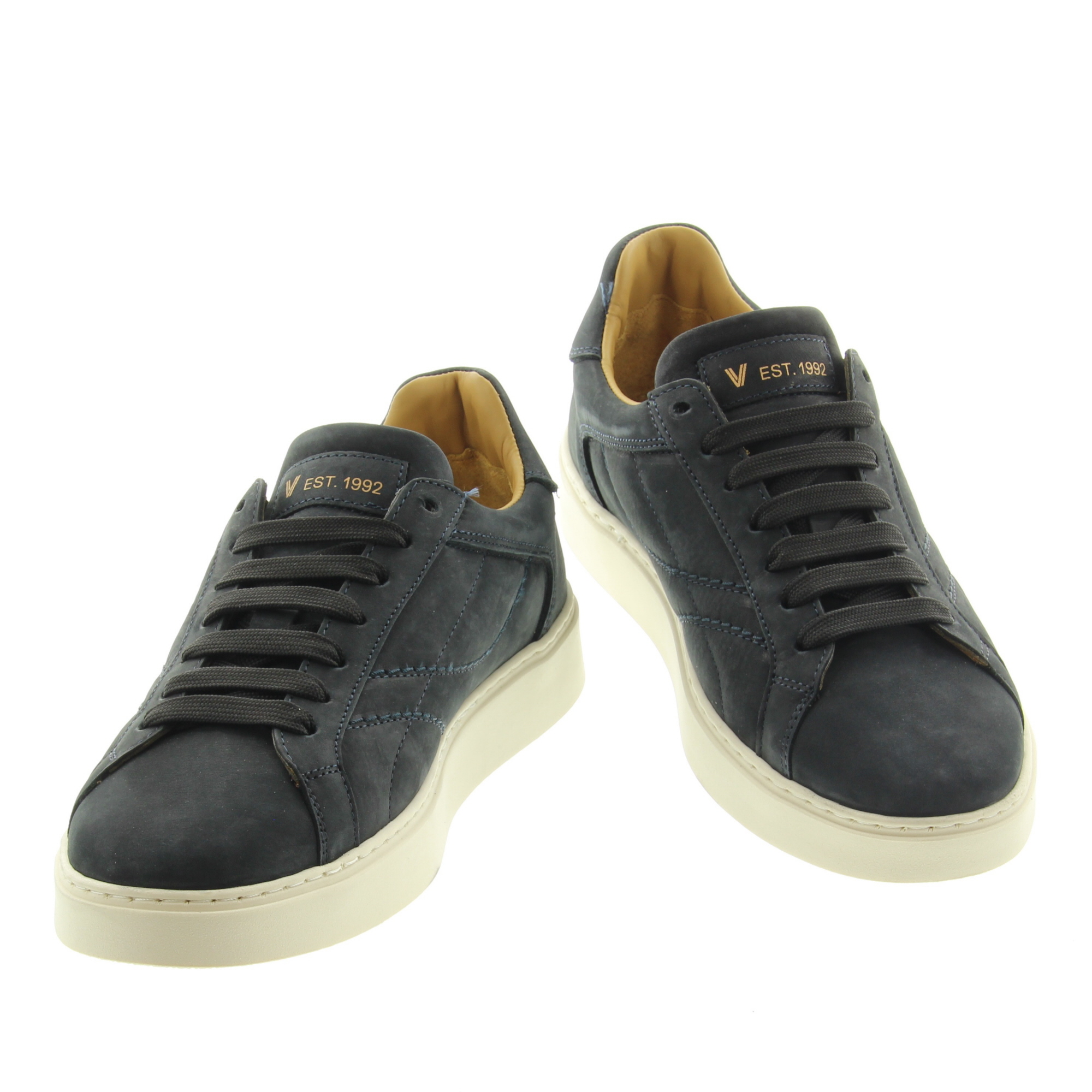 Via Vai 11412 Zane Liam 02-900 Anakin Nero