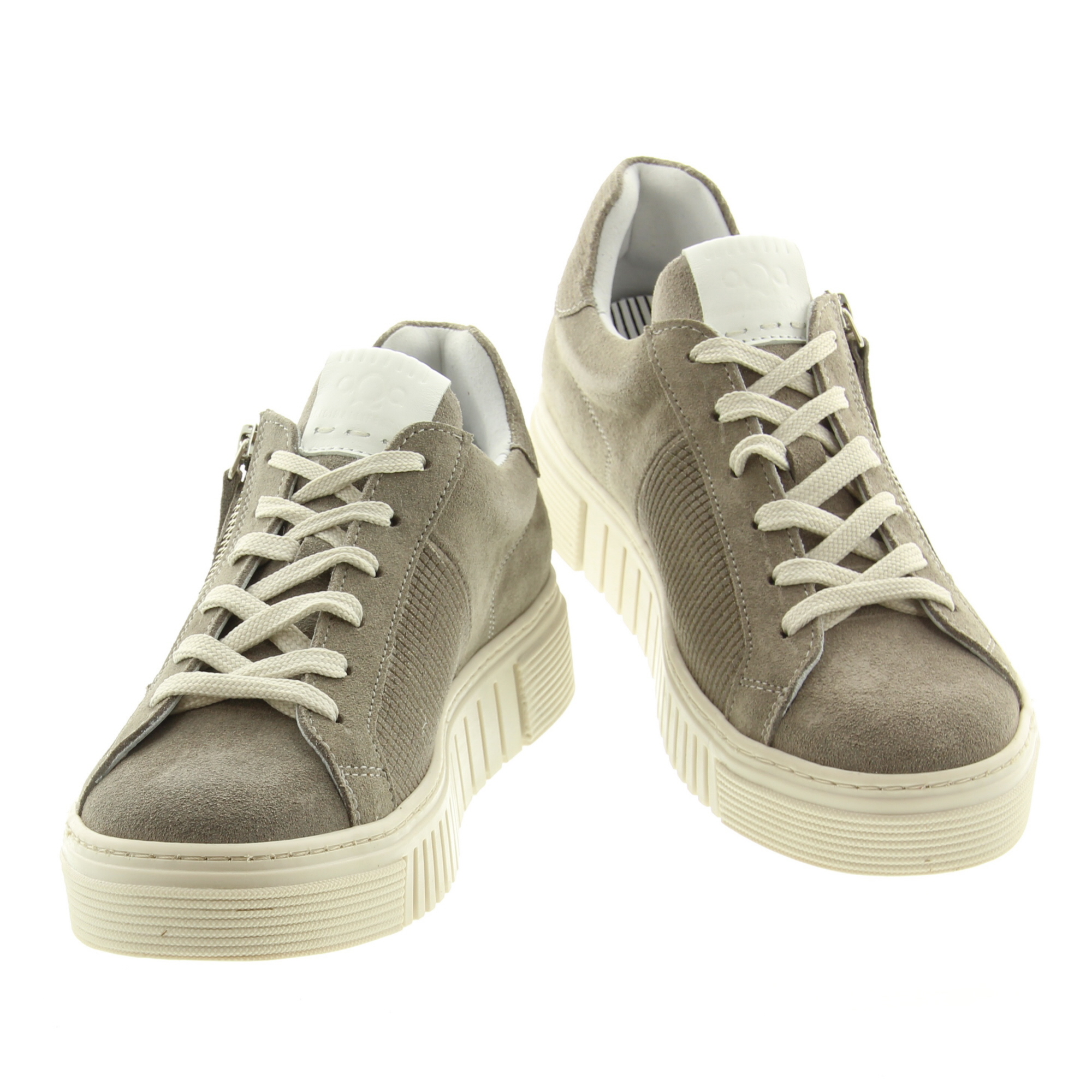 AQA A8867 A53B31 Elmwood Mustang