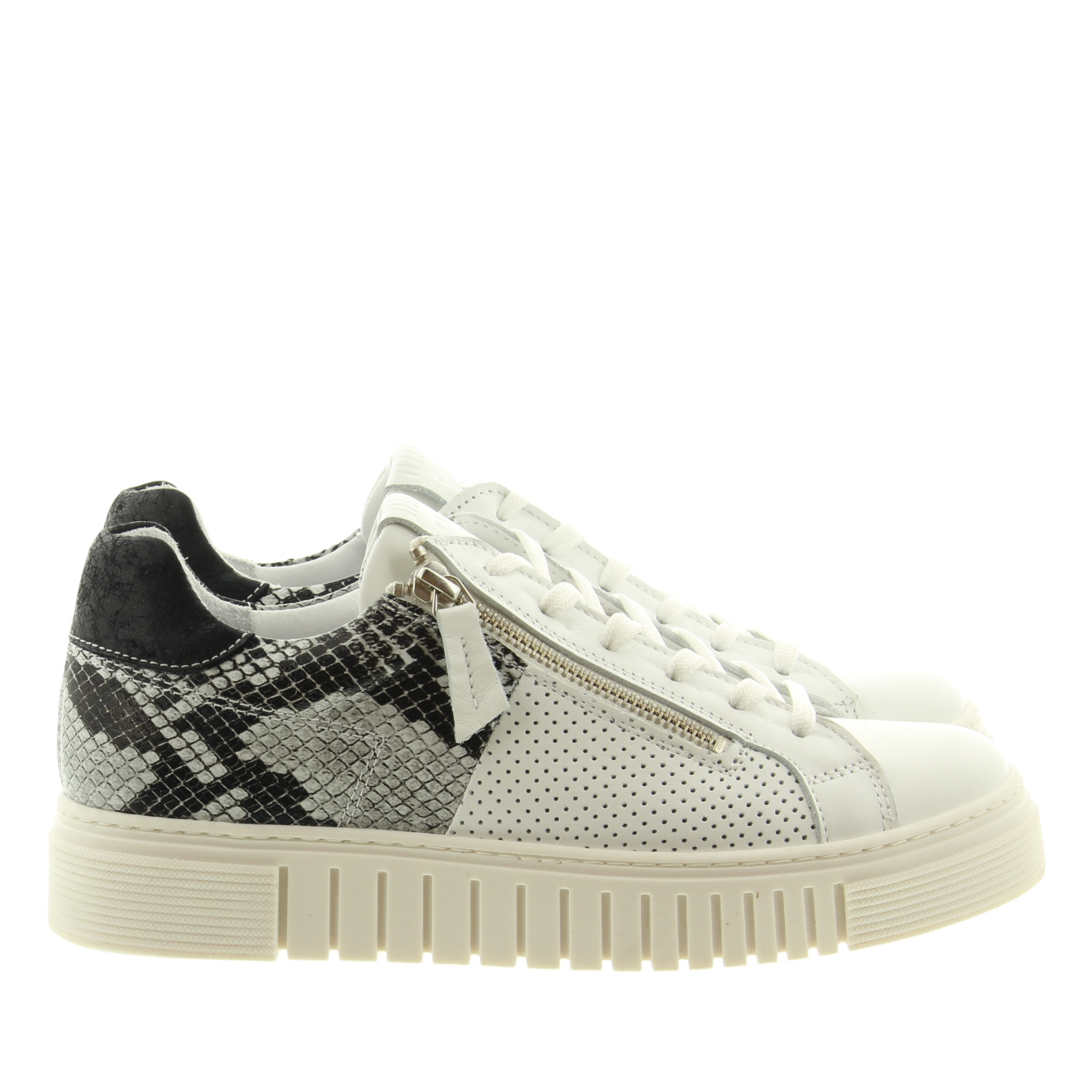 AQA A8867 A11B47 White Gelo