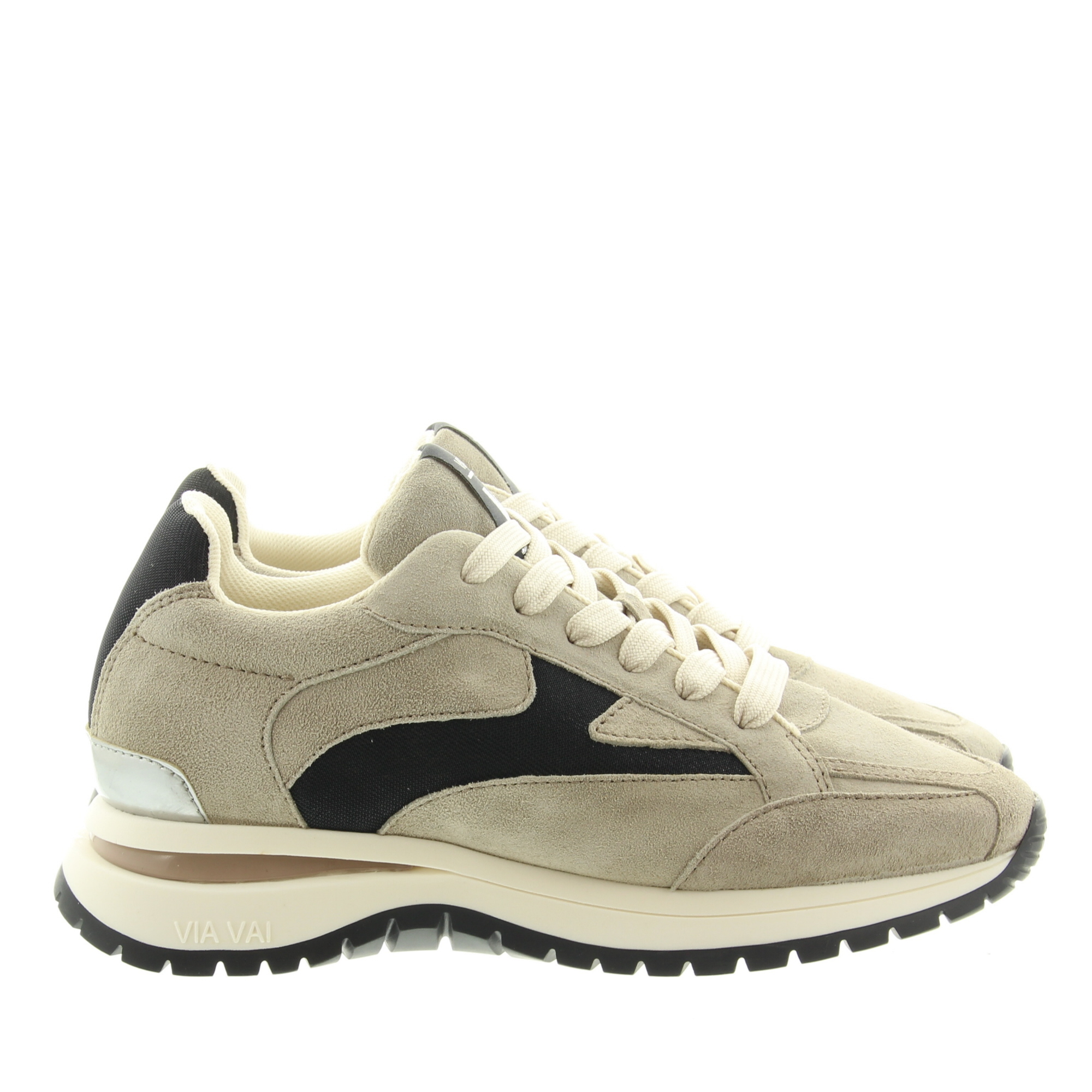 Via Vai 62343 Usher Riggs 01-204 Sierra Roccia