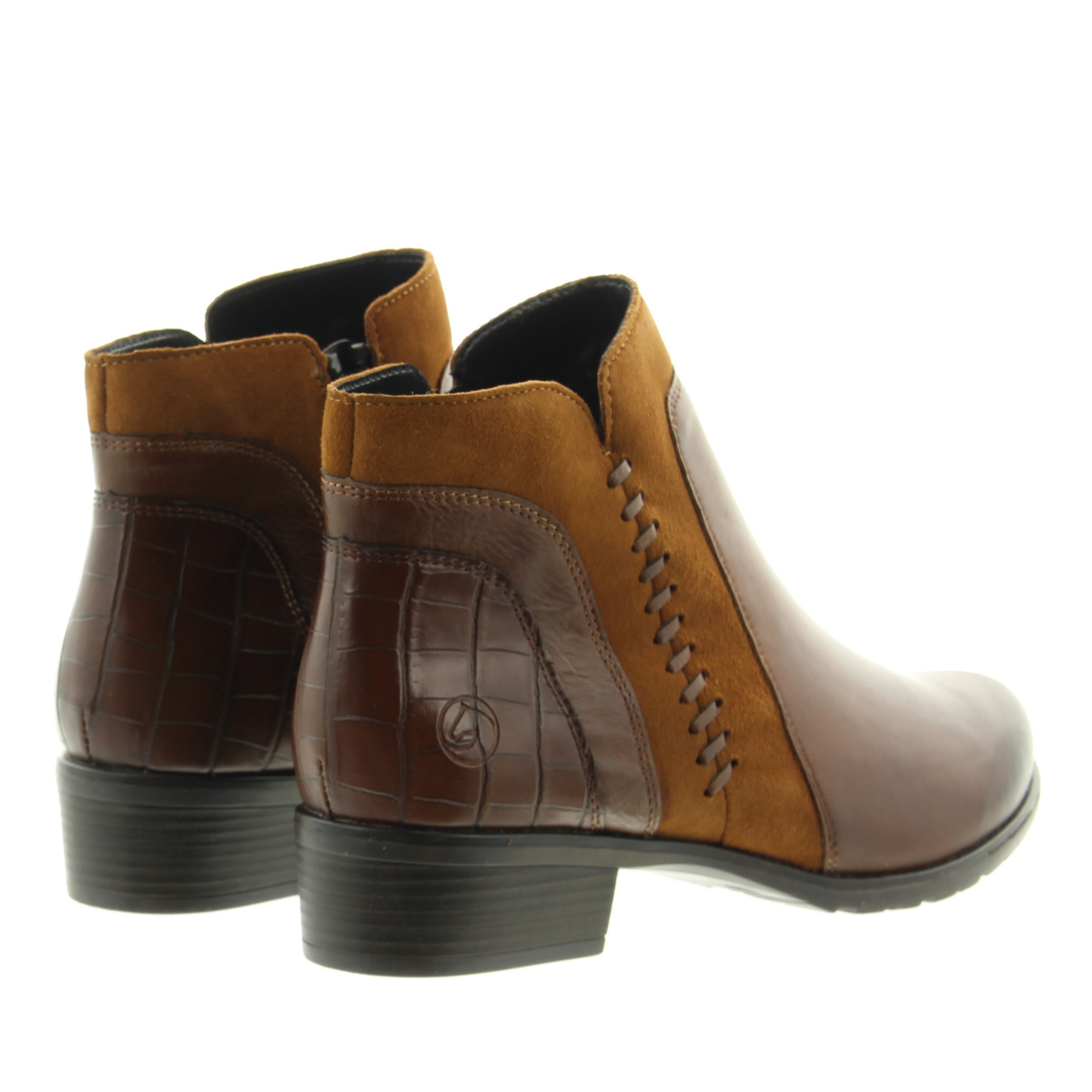 Remonte D6893 22 Chestnut Wood Hazel