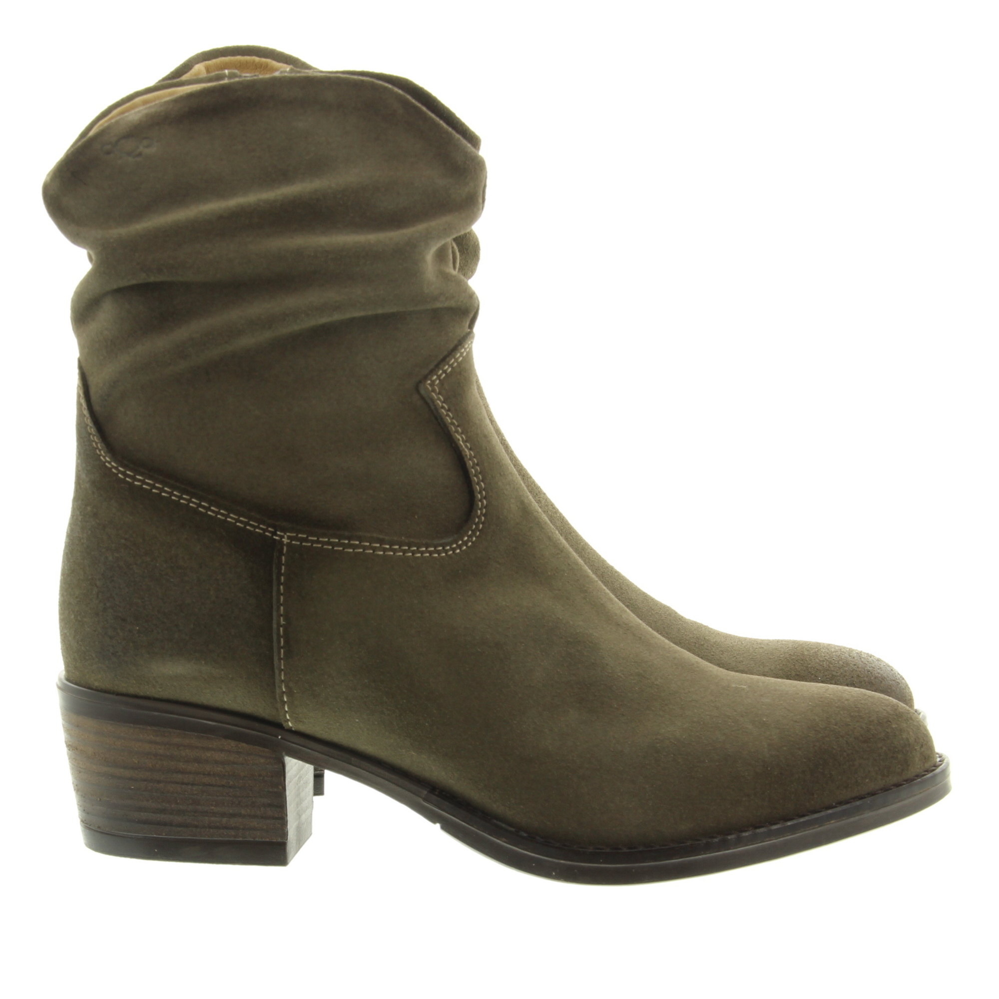 AQA A8816 A55.000 Caribou