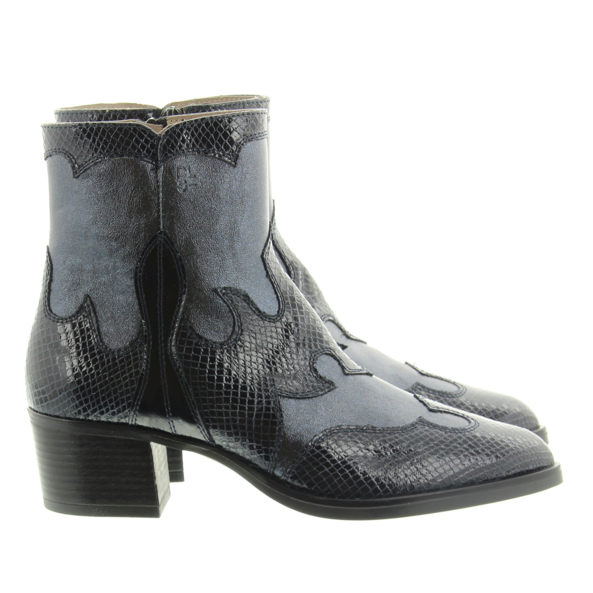 DL Sport 6822 vers 03. Mamba Blu