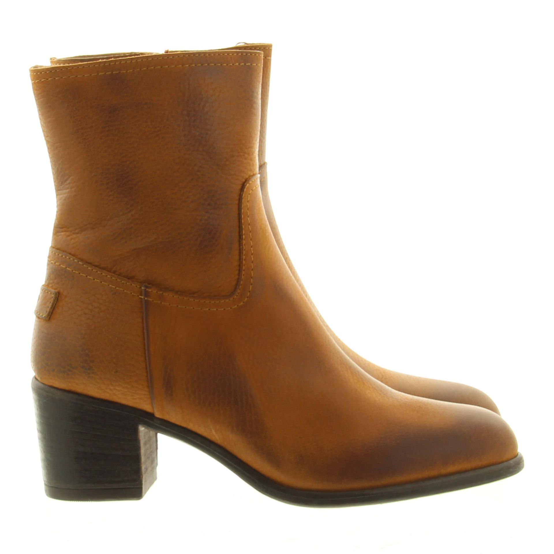 Stockerpoint Damen Stiefel 4490 I Größe 36-42 I Elegante Schuhe aus Echtleder mit Schnürung & Reißverschluss I Bequemer 6,5 cm Absatz I Perfekt für Trachten & Festlichkeiten